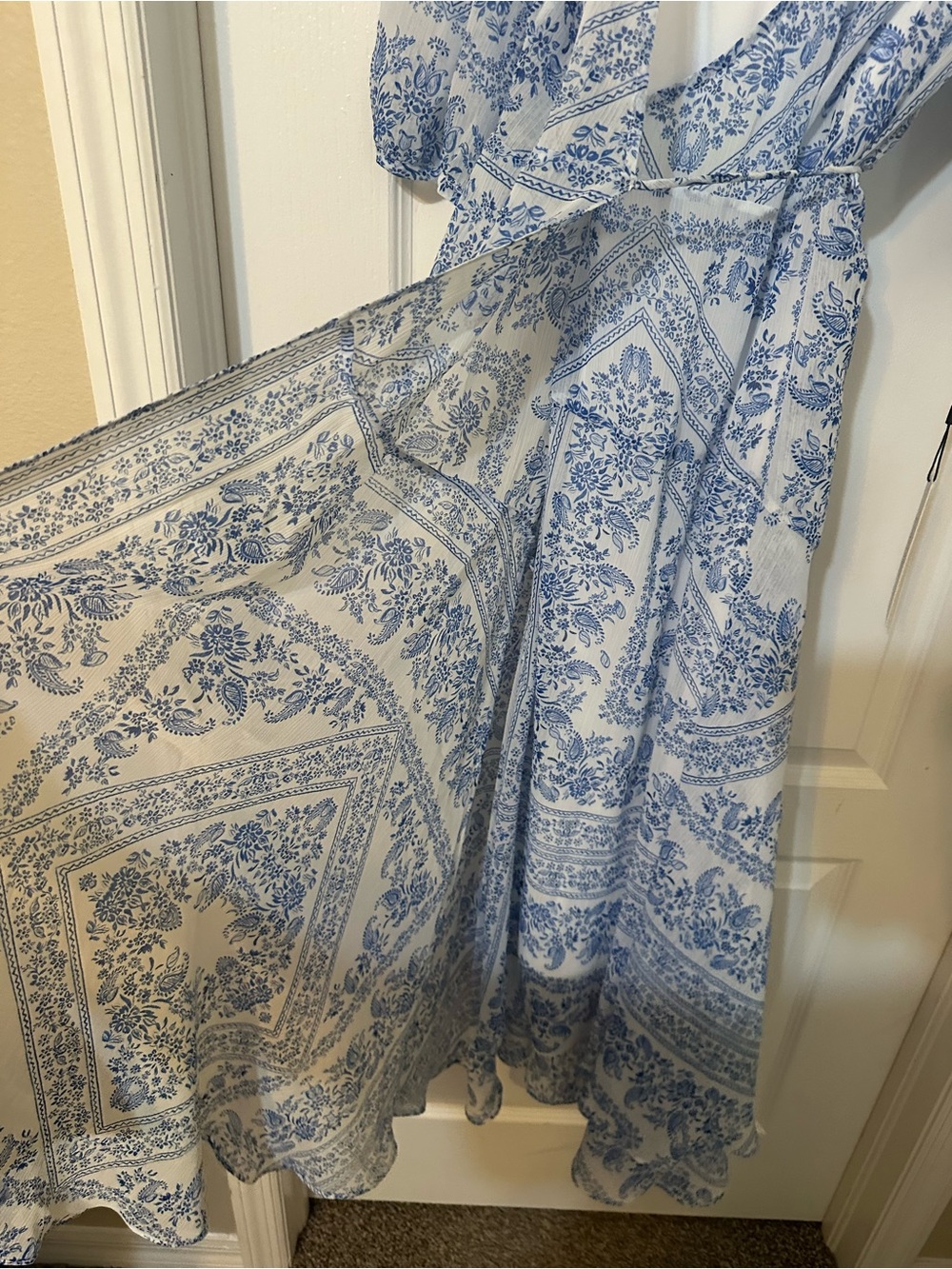 Calvin Klein Light Blue & White Floral Wrap Midi Dress - Picture 4 of 9
